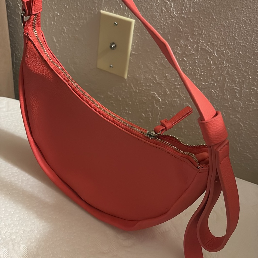 Bag - Picture 2 of 4